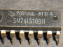 015887